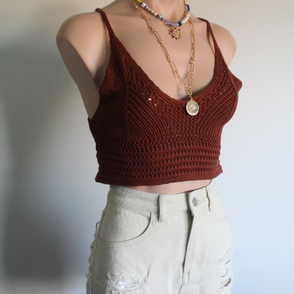 🌞🐚Summer Tings Collection// Chocolate brown Crochet crop top - Picture 4 of 6